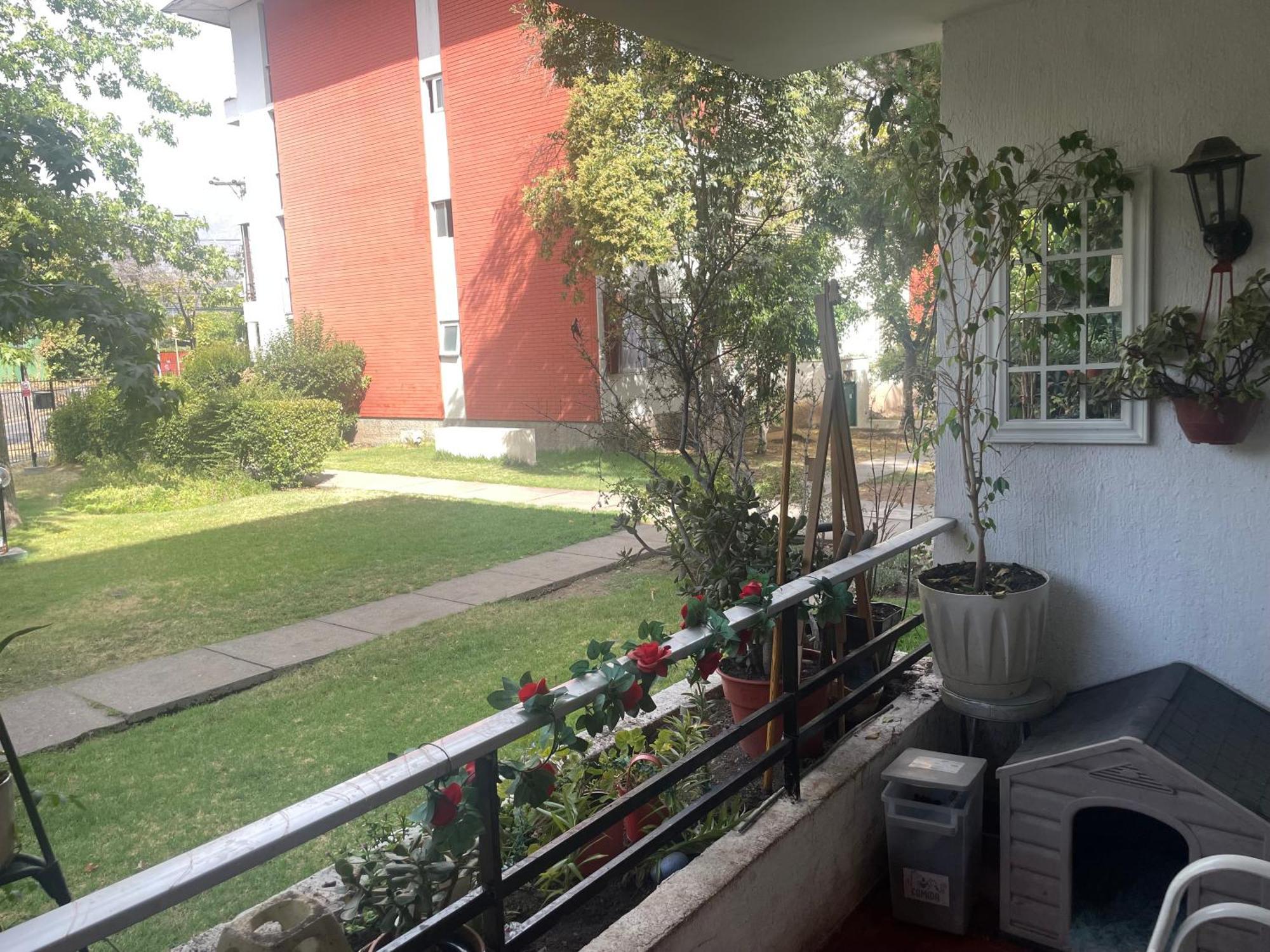 Al Lado Metro Hernando De Magallanes Condes Habitación en casa particular Santiago de Chile